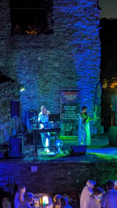 farbenfrohe Musik